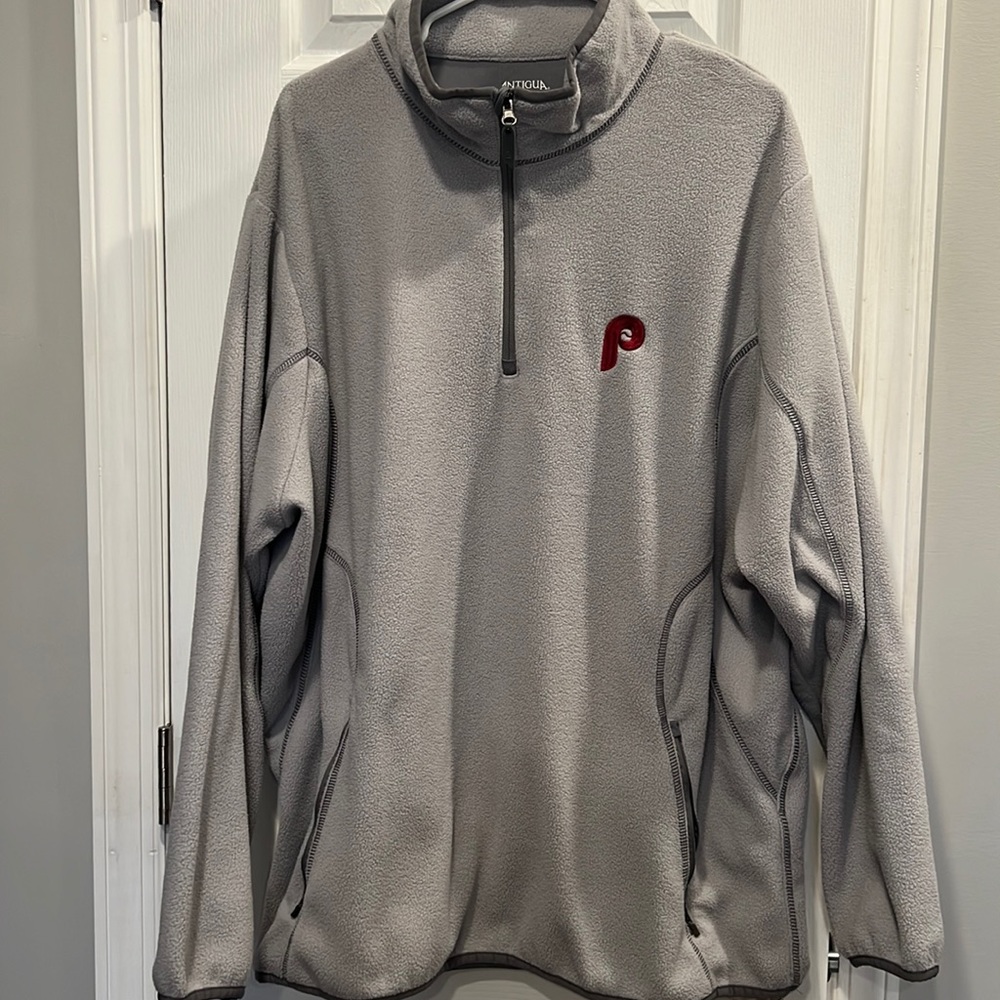 Philadelphia Phillies Antigua gray fleece jacket